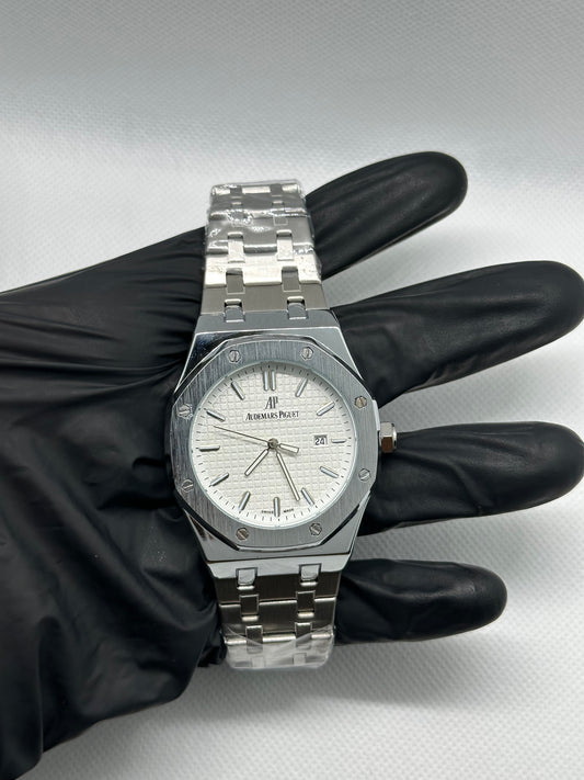 Audemars Piguet White Dial Watch – Premium Men’s Edition