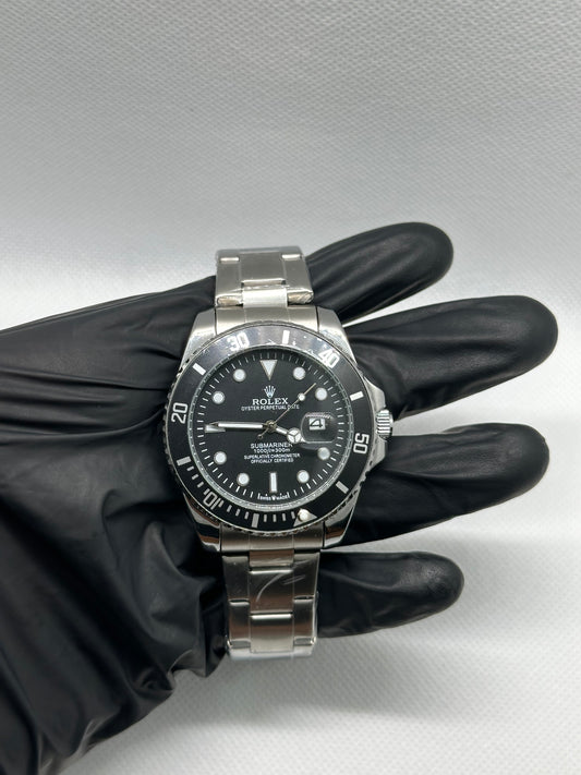 Rolex Submariner Chain – Luxury Men’s Watch Available in Pakistan