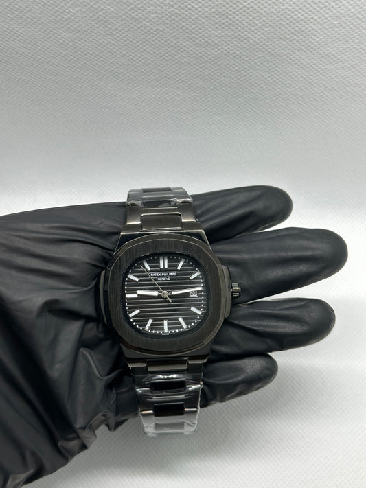 Patek Philippe Full Black Watch – Trendy Men’s Watch Online