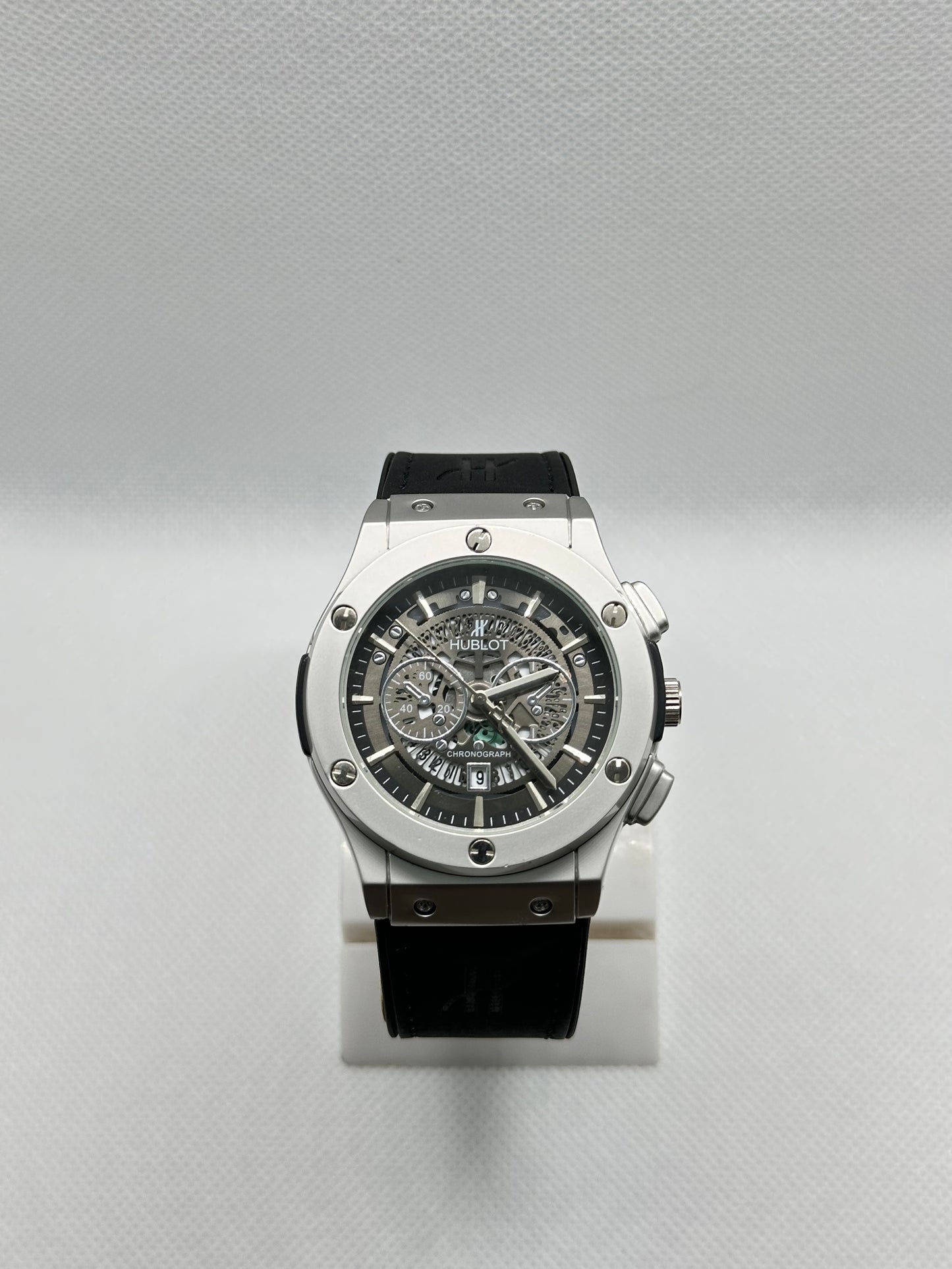 Hublot Strap Watch – Best Price for Men’s Watches in Pakistan